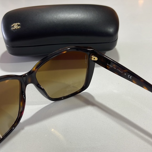 CHANEL CC Brown Tortoise Brown Gradient Lens Sunglasses - Picture 7 of 9